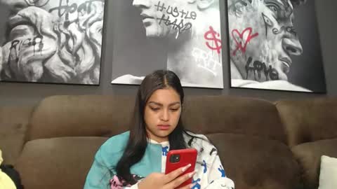 fairylatin online show from November 16, 2:06 pm