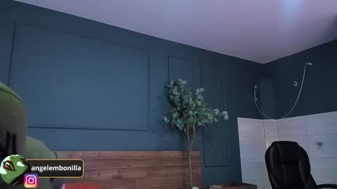 Megan    630  1330 -5 online show from October 6, 12:11 pm