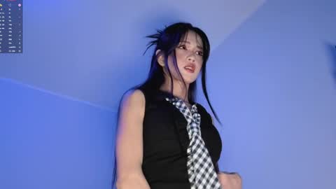 Miya online show from April 19, 9:28 pm