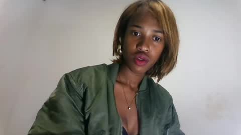 fallinah01 online show from July 31, 5:30 am