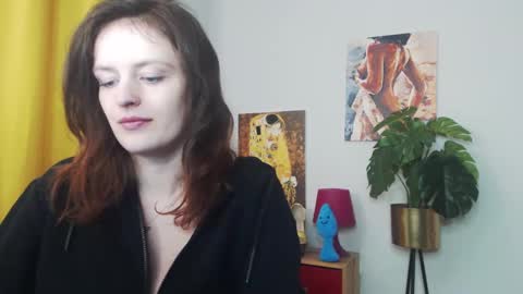 Snapshot of fancynadine chatting on January 22, 6:20 am Nadine online show from January 22, 6:20 am