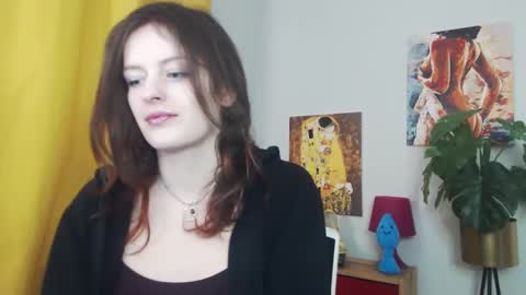 Snapshot of fancynadine chatting on February 26, 6:19 am Nadine online show from February 26, 6:19 am