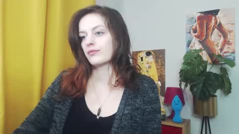 Snapshot of fancynadine chatting on March 3, 6:09 am Nadine online show from March 3, 6:09 am