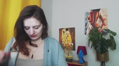 Snapshot of fancynadine chatting on February 22, 7:23 am Nadine online show from February 22, 7:23 am