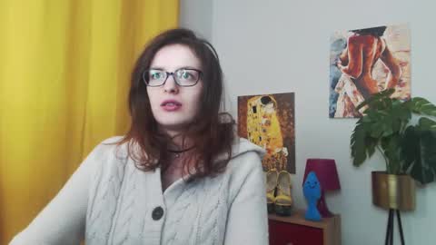 Snapshot of fancynadine chatting on January 24, 6:24 am Nadine online show from January 24, 6:24 am