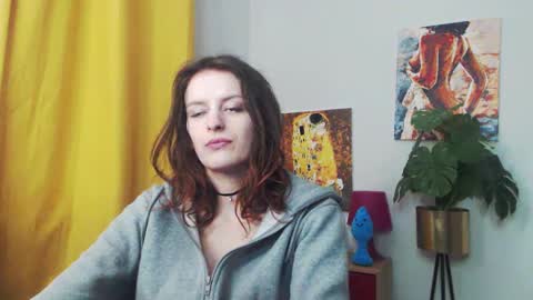 Snapshot of fancynadine chatting on January 10, 6:20 am Nadine online show from January 10, 6:20 am