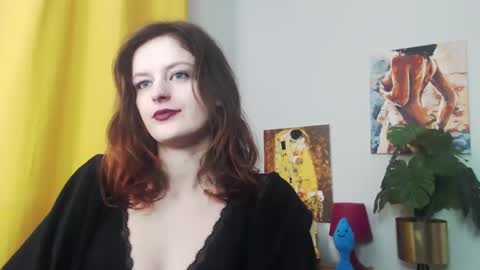 Snapshot of fancynadine chatting on December 21, 7:45 am Nadine online show from December 21, 7:45 am