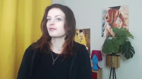 Snapshot of fancynadine chatting on February 14, 6:23 am Nadine online show from February 14, 6:23 am