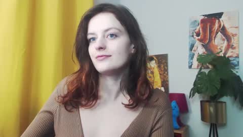 Snapshot of fancynadine chatting on December 23, 6:33 am Nadine online show from December 23, 6:33 am