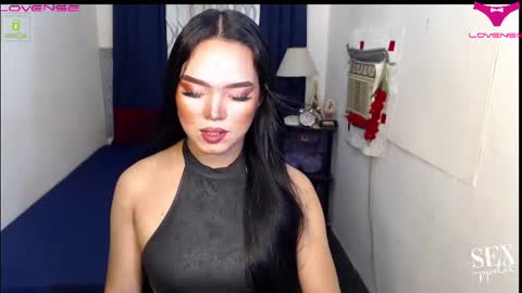 ITYS ME MONA online show from July 25, 8:49 pm
