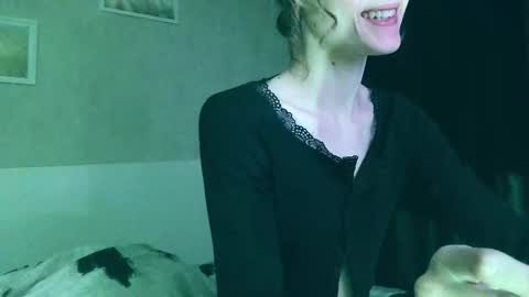 Kira online show from December 21, 12:59 am