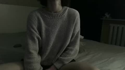 Kira online show from April 28, 12:30 am