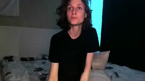Kira online show from June 11, 1:49 am
