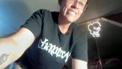 Snapshot of fapqueenc17 chatting on September 14, 7:39 am Scarlett online show from September 14, 7:39 am