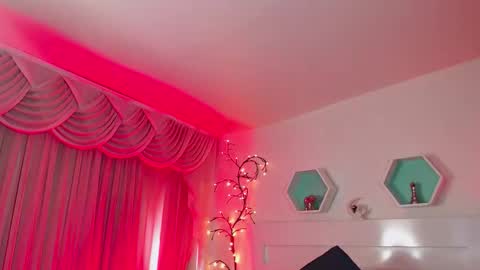 Farah online show from February 9, 12:07 pm