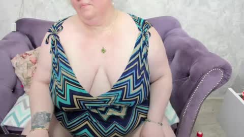 fashiona online show from February 20, 12:19 am