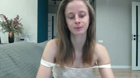 favoriteyour online show from December 19, 10:51 am