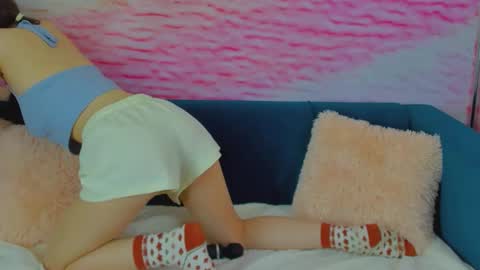 Faye online show from November 25, 2:14 am