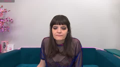 Laura online show from August 5, 3:35 am