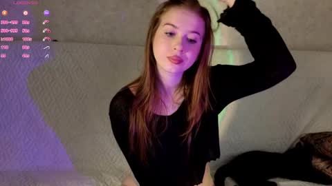 Hi Im Milly  nice 2 meet u 3 online show from May 30, 4:37 pm