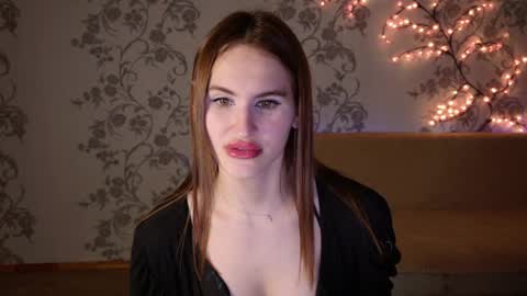 Frida online show from April 5, 7:57 pm