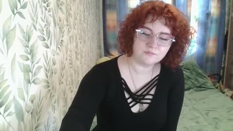 felicity_play online show from April 3, 6:11 am