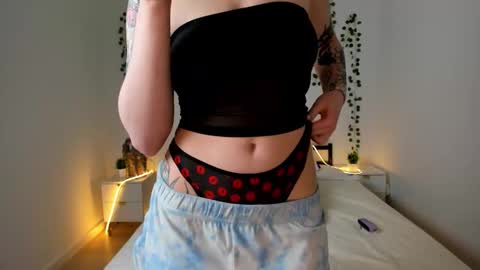 femida_brown online show from February 16, 2:11 am