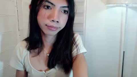 feyaaa online show from February 5, 4:59 am