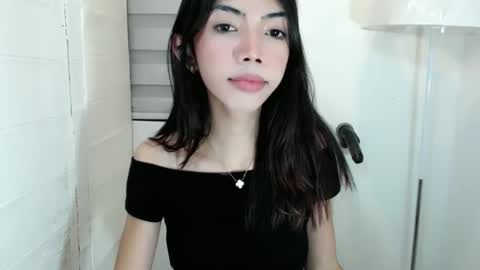 feyaaa online show from February 11, 4:44 am