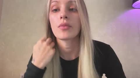 Lisa online show from September 29, 9:25 am