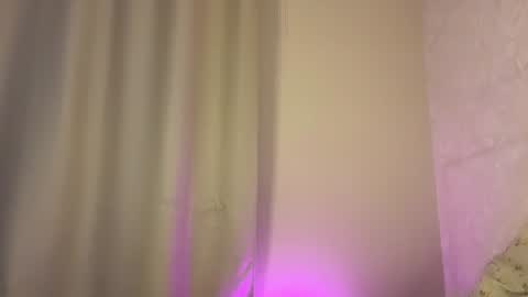 Lisa online show from December 3, 9:20 am