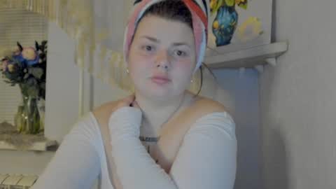 Snapshot of fiery__lady_ chatting on February 2, 4:11 pm Evita online show from February 2, 4:11 pm
