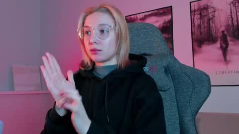 Snapshot of filipinaadams chatting on February 22, 2:06 am cap  online show from February 22, 2:06 am