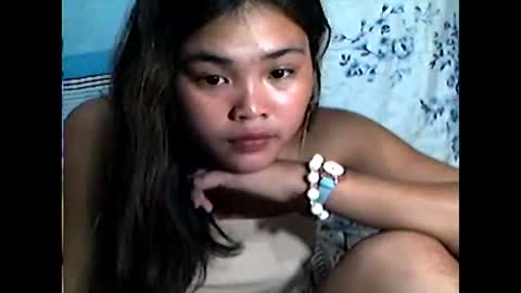 filipinagirl_18 online show from May 2, 9:34 am