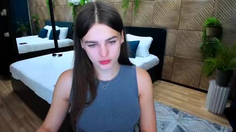 Snapshot of finalaccord chatting on September 22, 10:03 am Amanda online show from September 22, 10:03 am