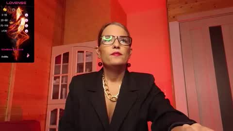 Lady online show from November 11, 10:34 am