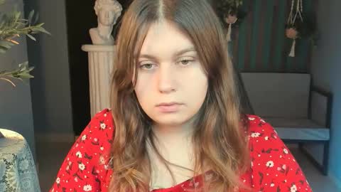 fiora online show from November 8, 5:34 am