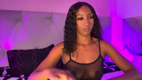 Fiorela Lenin  online show from February 17, 7:12 pm