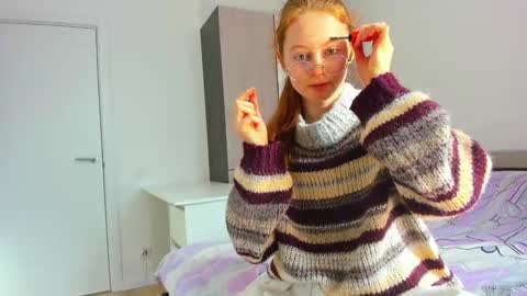 fire_luna online show from February 17, 9:13 am