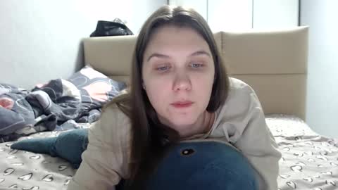 Sara online show from February 19, 7:05 pm