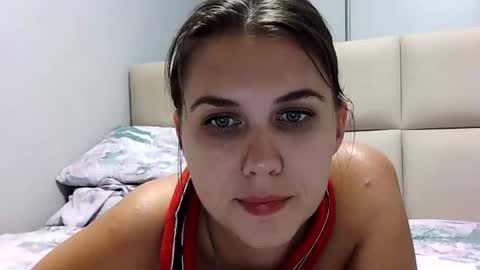 Sara online show from September 10, 7:14 pm