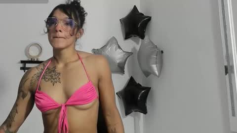 fit_valkiria online show from February 20, 8:20 pm