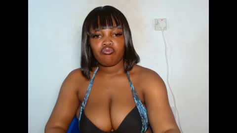 flasher_bigboobs online show from June 22, 3:25 am