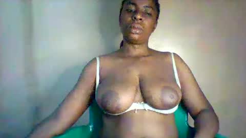 flirty aria online show from March 21, 6:40 am