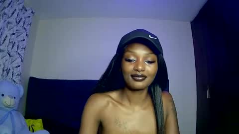 Snapshot of flirtyy_sheery chatting on February 7, 1:11 pm sheery online show from February 7, 1:11 pm