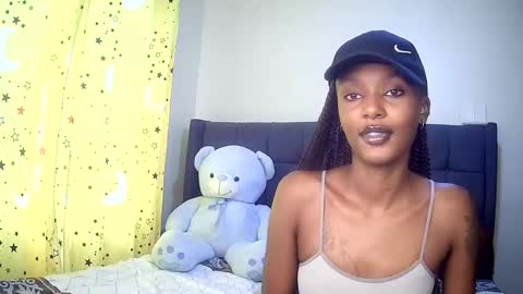 Snapshot of flirtyy_sheery chatting on September 26, 7:28 am sheery online show from September 26, 7:28 am