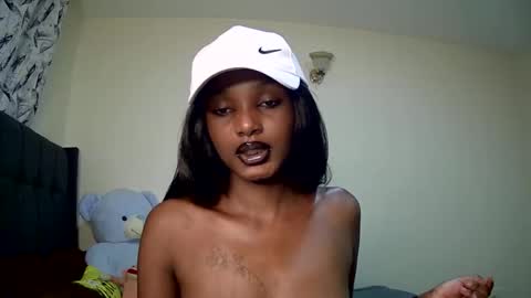 Snapshot of flirtyy_sheery chatting on January 17, 3:12 am sheery online show from January 17, 3:12 am