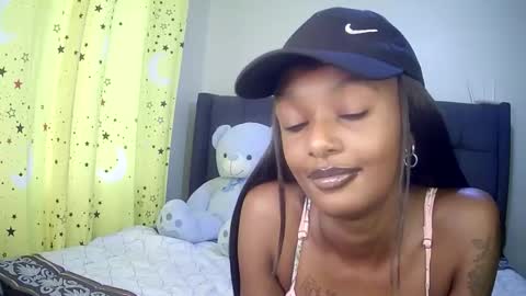 Snapshot of flirtyy_sheery chatting on October 1, 12:32 pm sheery online show from October 1, 12:32 pm