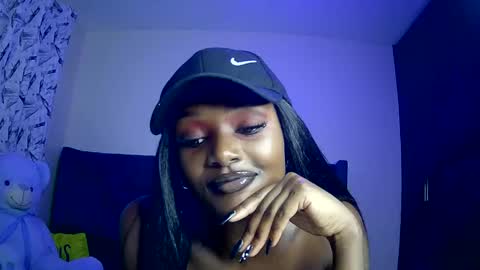 Snapshot of flirtyy_sheery chatting on February 6, 2:26 pm sheery online show from February 6, 2:26 pm