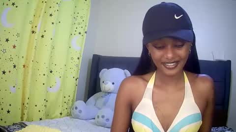Snapshot of flirtyy_sheery chatting on October 2, 3:17 pm sheery online show from October 2, 3:17 pm